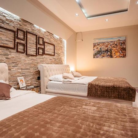 Magico Rooms & Apartments Nis Exterior photo
